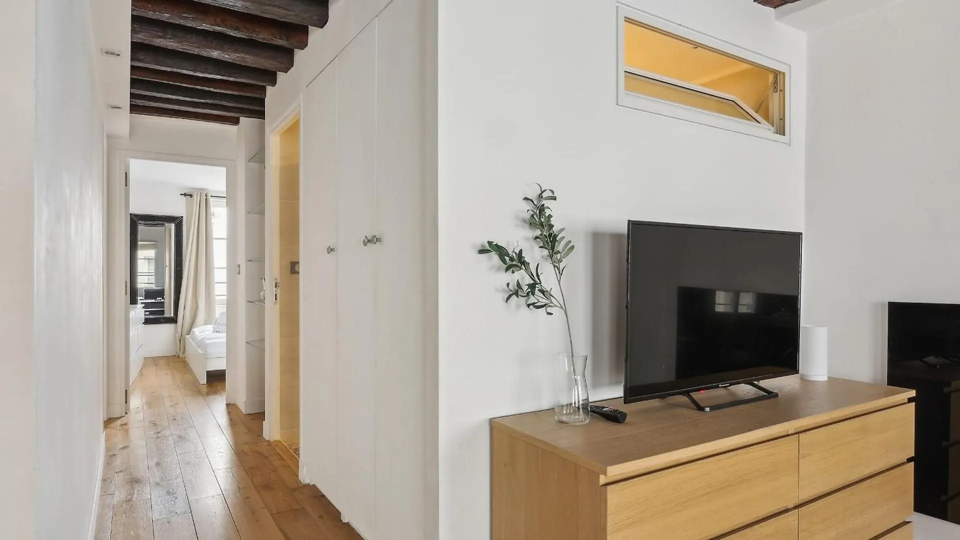 Apartment Les Halles & Le Marais - 2Br - Cityapartmentstay Paris France