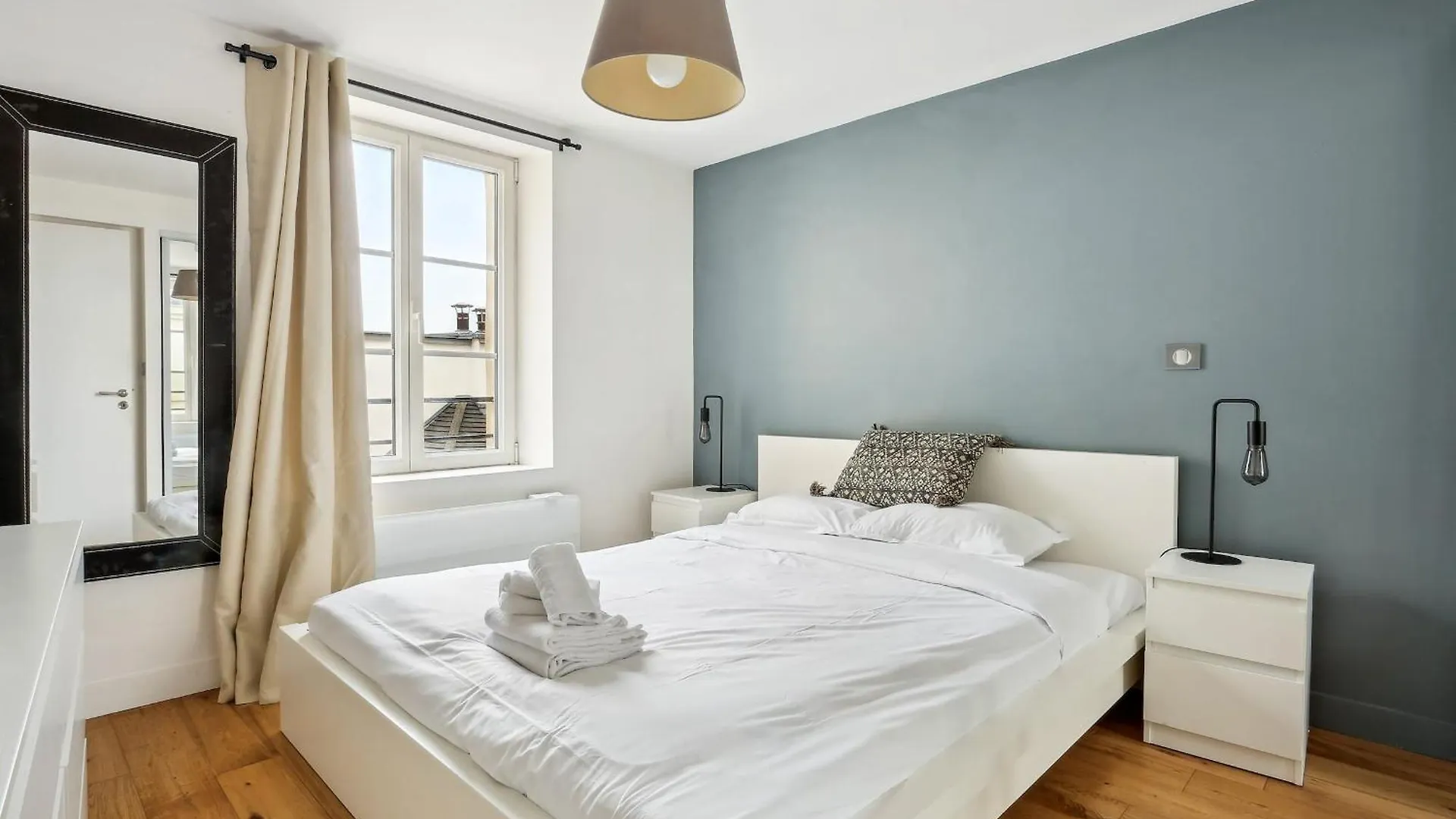 Les Halles & Le Marais - 2Br - Cityapartmentstay Paris Apartment